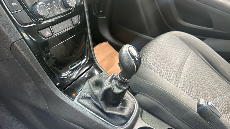 Vauxhall Mokka X 1.4T Design Nav 5dr Petrol Hatchback